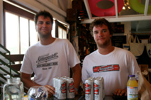 Gansett Fans And Clam Cans On Nantucket